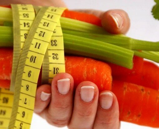 На диете постоянно болит голова