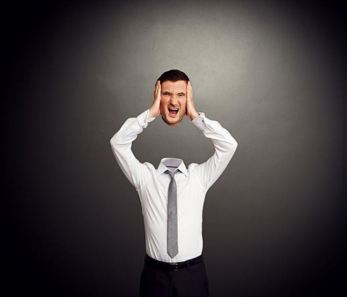 при наклоне болит голова в висках