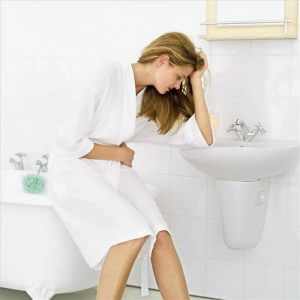 Почему постоянно болит голова и температура